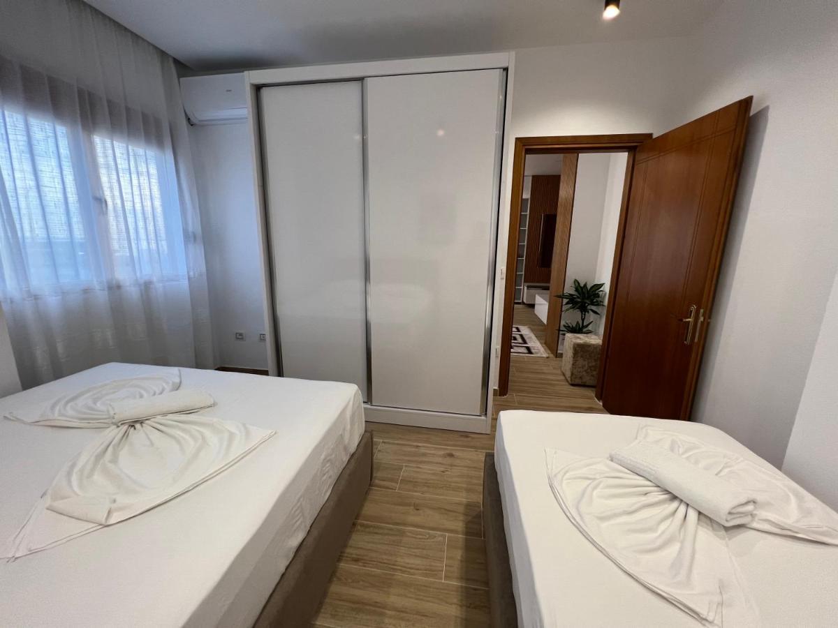 West View Apartment Dıraç Dış mekan fotoğraf